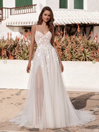 Love by Enzoani Style #Dove #0 default Ivory/Sand/Nude thumbnail